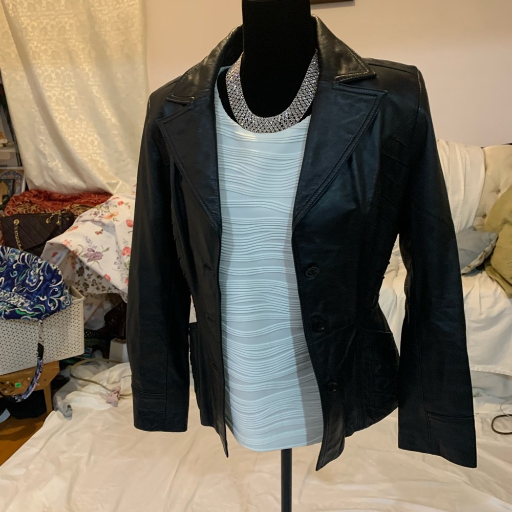 Coat - Picture 3 of 6